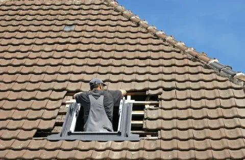Pose de velux - Lachapelle-sous-Aubenas